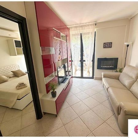 דירות Marco Simone Eva Le Residenze מראה חיצוני תמונה